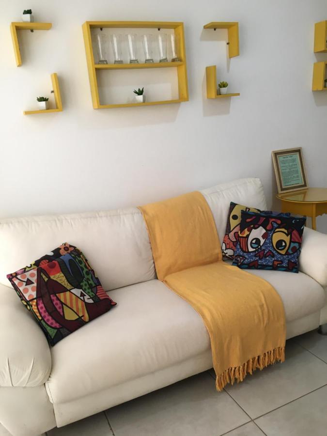 Ape Amarelo Ubatuba